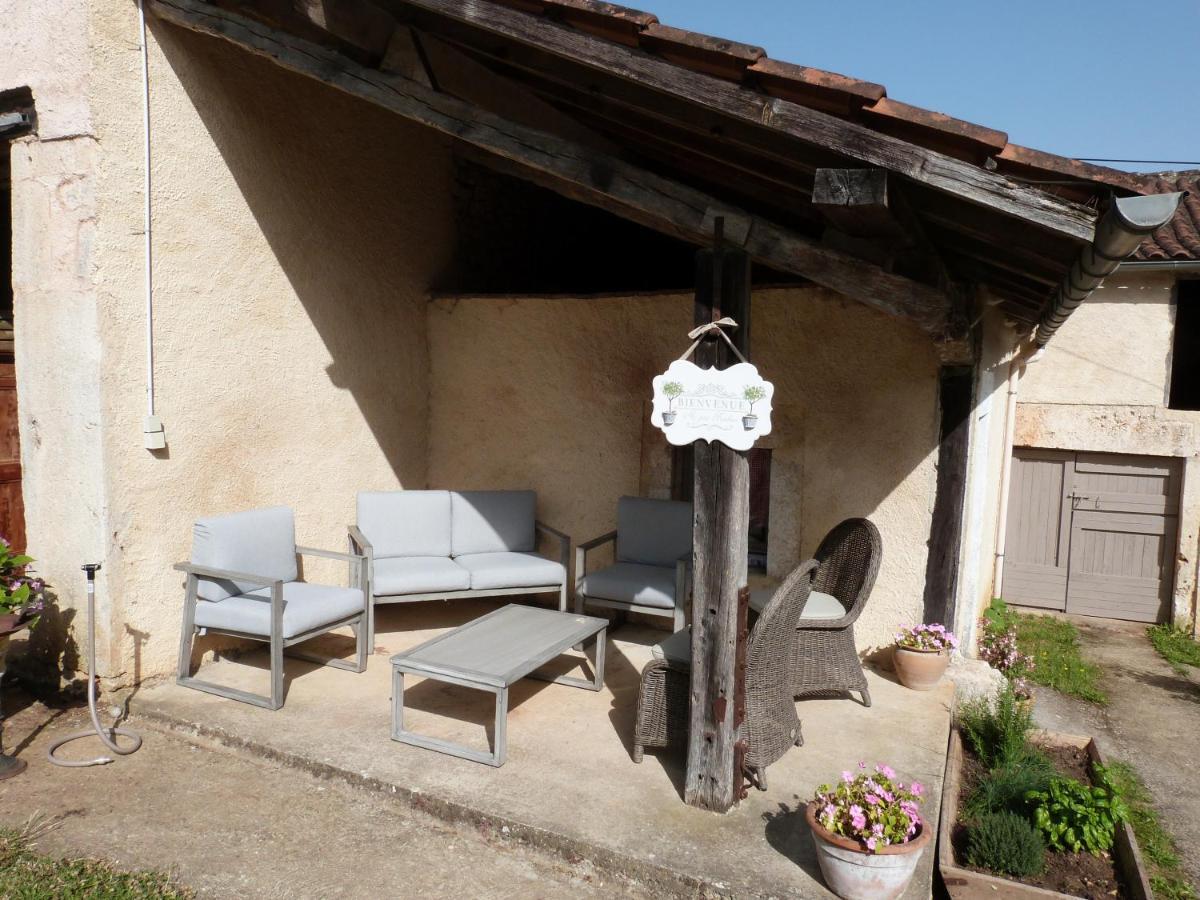 Chambres D'Hotes Le Plassalou Esclauzels Exterior foto